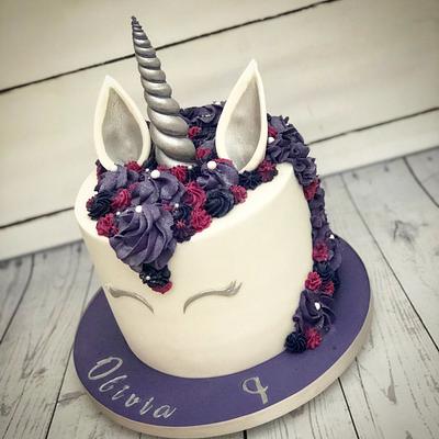 Silver and purple unicorn cake - Cake by Maria-Louise Cakes