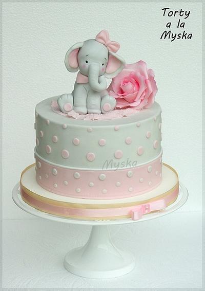elephant  - Cake by Myska