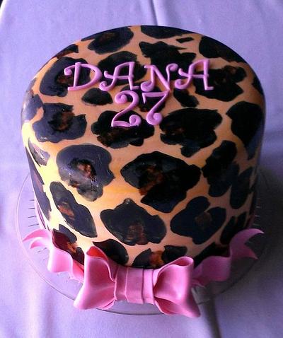 leopard print & bow - Cake by cheeky monkey cakes