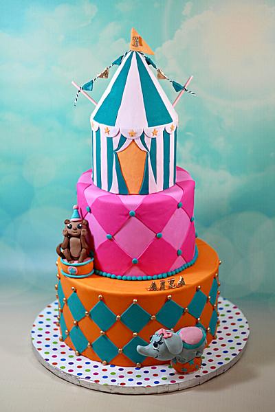 Circus themed cake  - Cake by soods