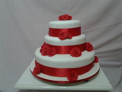 wedding Cake - Cake by claudia borges