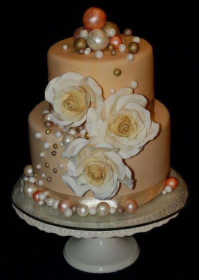 Rose with pearls - Cake by Marie