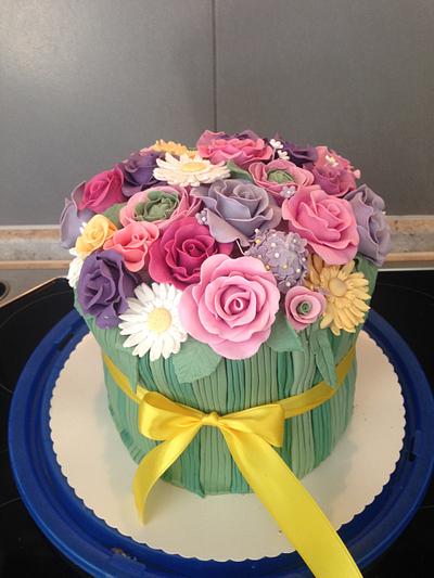 Flower cake  - Cake by Jasmin Kiefer