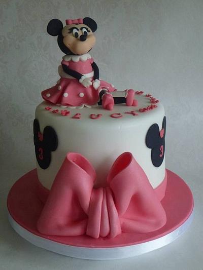 Minnie Mouse Birthday Cake  - Cake by TamJD