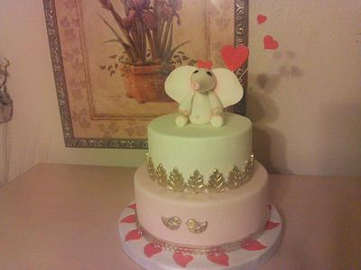 Lovely white elephant - Cake by Wanda