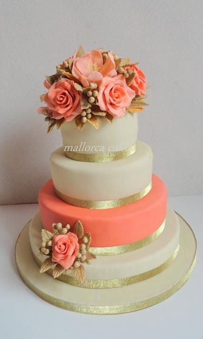 coral peach wedding cake - Cake by mallorcacakes