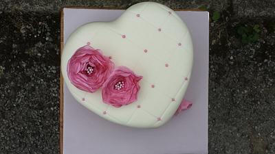 Heart cake with paper flowers  - Cake by Dawn Wells