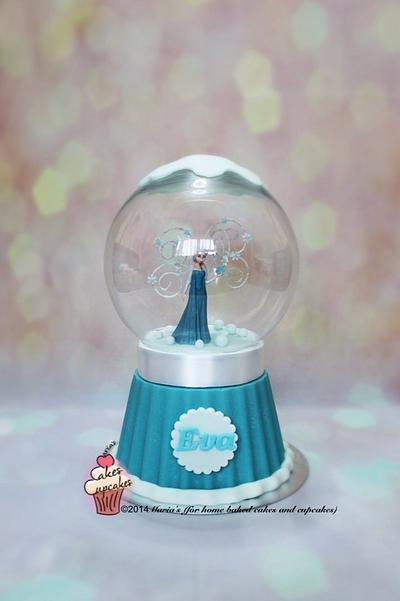 Frozen snow globe - Cake by Maria's