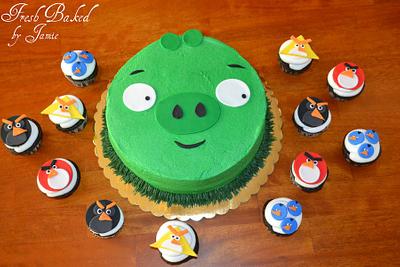 Angry Birds - Cake by Jamie Dixon