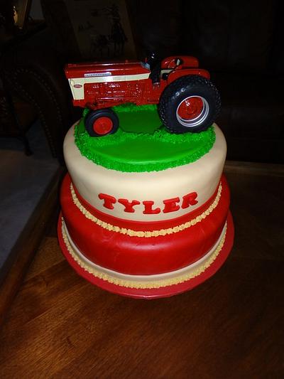 International 460 Tractor Cake - Cake by naughtyandnicecakes