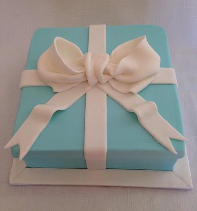 Tiffany inspired birthday cake - Cake by Effie