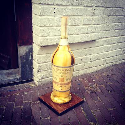 Painted standing whisky bottle cake - Cake by Dominique Ballard