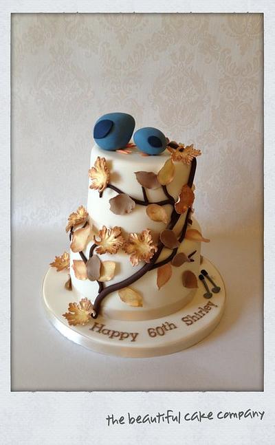 Blue birds & autumn leaves - Cake by lucycoogancakes