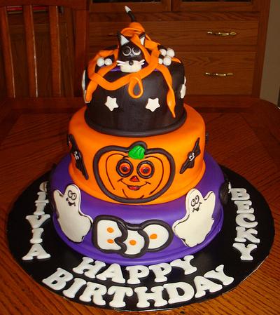 Halloween Cat Cake - Cake by naughtyandnicecakes