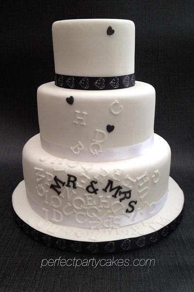 Message Wedding Cake  - Cake by Perfect Party Cakes (Sharon Ward)