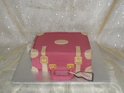 Packed for the honeymoon - Cake by Mandy