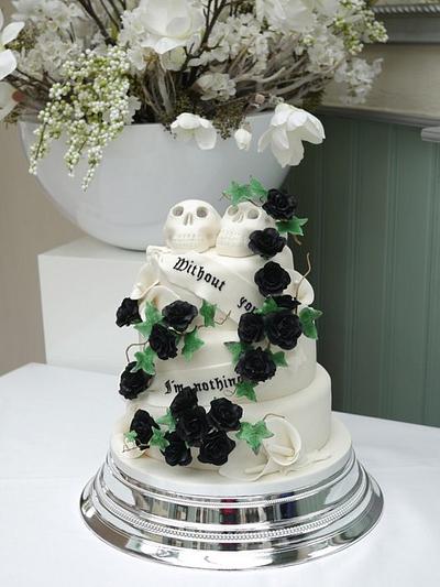 Black roses, white calla's and skulls wedding cake. - Cake by Annica
