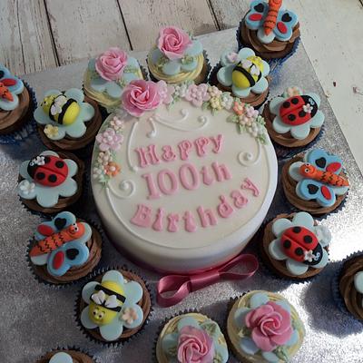 Pretty as a picture at 100 - Cake by Bakinglady
