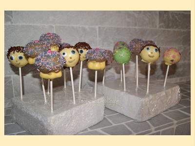 Cake pops  - Cake by IsabelleDevlieghe