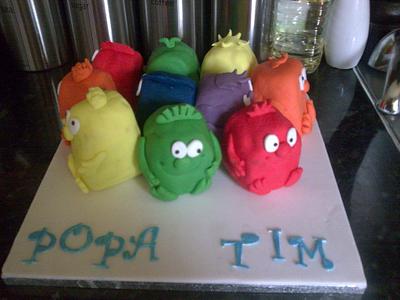 little monsters - Cake by nannyscakes