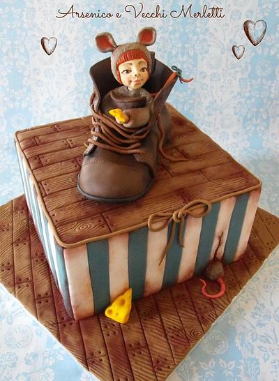 a mouse in the old boot ... - Cake by Jane Hudson