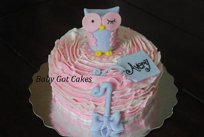 Owl Smash Cake - Cake by Baby Got Cakes