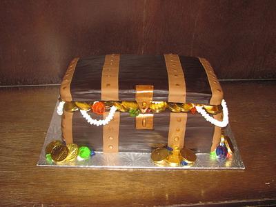 Pirate Treasure - Cake by Lacey Deloli