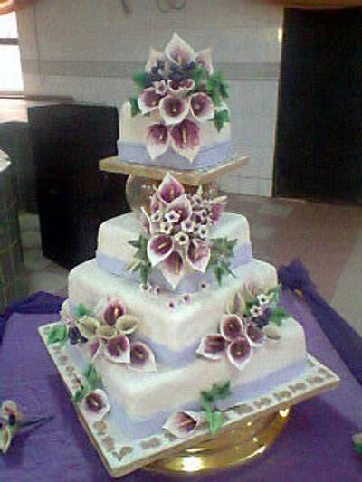 floral wedding. - Cake by caroline duduyemi