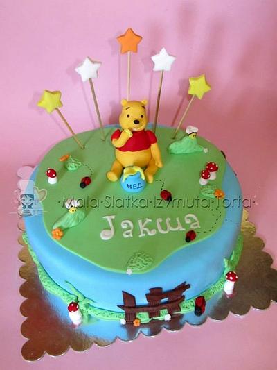 Winnie the Pooh - Cake by tweetylina