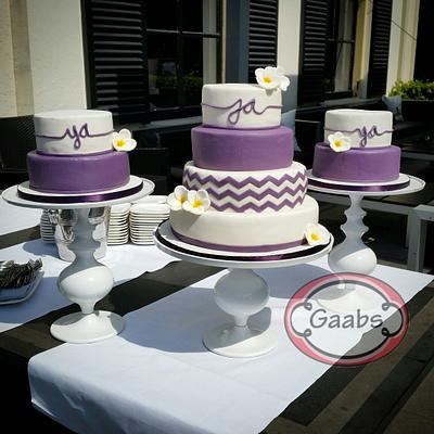 purple chevron weddingcake  - Cake by Gaabs