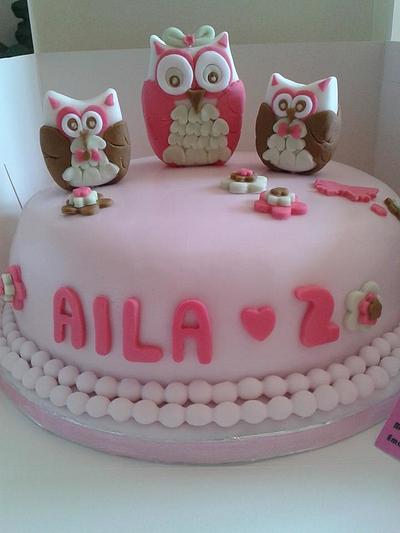 3 little owls - Cake by White Cherry Cakes