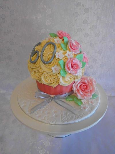 Giant Cupcake - Pink Roses - Cake by Michelle