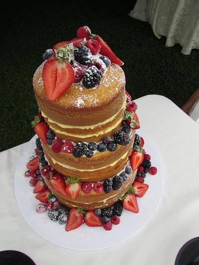 Naked wedding cake - Cake by Shanika