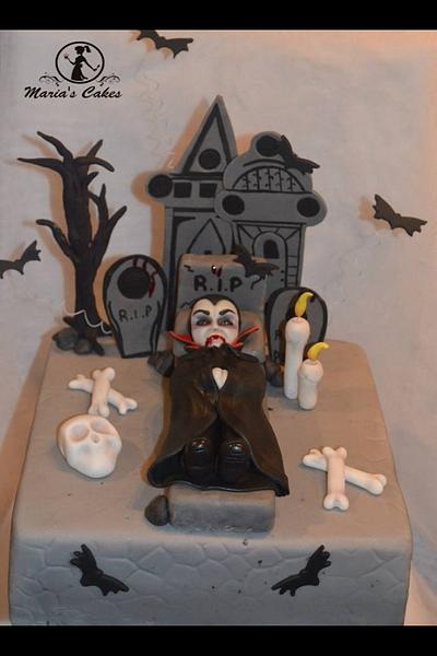 Scary Dracula halloween cake 😱😱 - Cake by Marias-cakes
