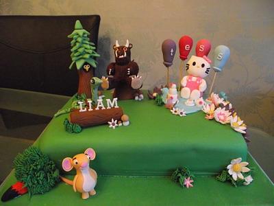hello kitty meets the gruffalo! - Cake by suzanneflynn
