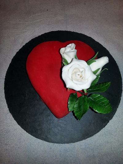 Heart Cake with White Roses - Cake by Weys Cakes