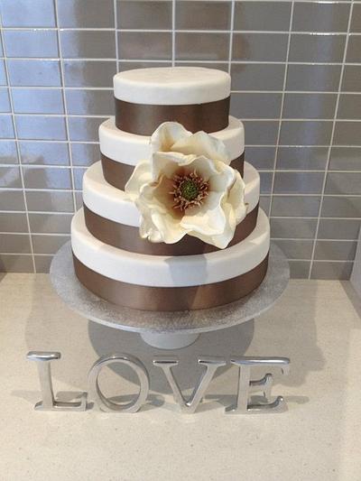 Elegant Wedding Cake - Cake by Party Cakes by Dorinda Hartwig