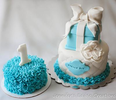1st birthday cake with matching smash cake - Cake by Jennifer's Edible Creations