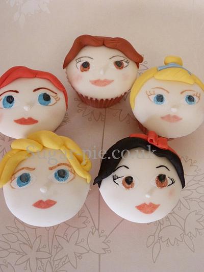Disney Princess hand painted cupcakes - Cake by Sugar-pie