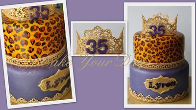 Leopard print, gold and purple cake. - Cake by Cake Your Day (Susana van Welbergen)