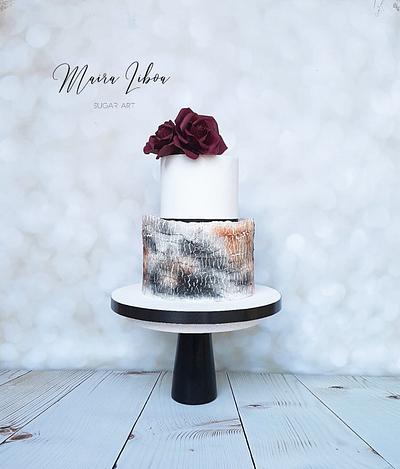 Crackle and Roses - Cake by Maira Liboa