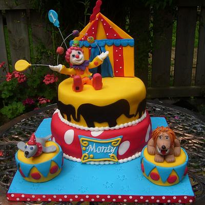 Circus cake - Cake by Kate's Bespoke Cakes