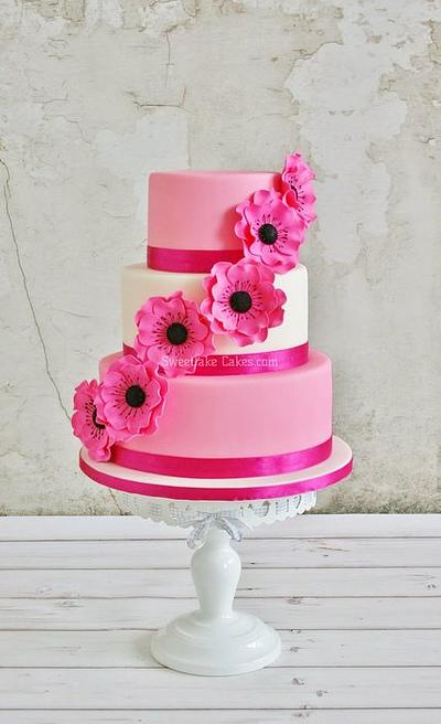 Pretty in  pink - Cake by Tamara