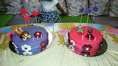 Dora twin cakes and star cookies - Cake by ggr