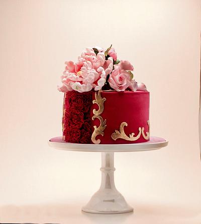 Floral Cake for Mariana - Cake by Le RoRo Cakes