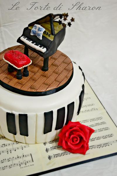 Grand Piano - Cake by LeTortediSharon