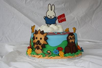 Welcoming miffy cake - Cake by Roos Simbula