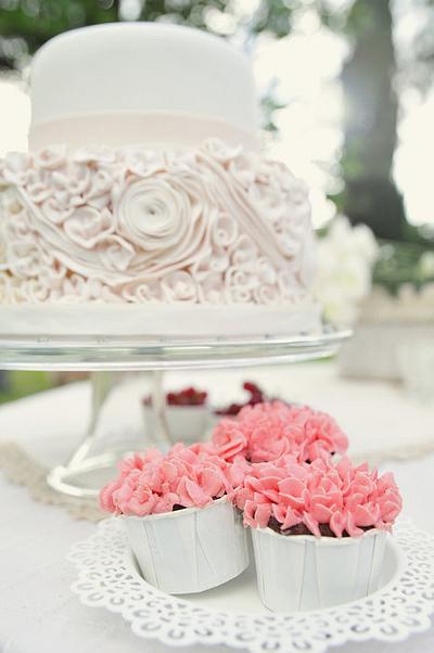 wedding cake - Cake by Ana Cristina Santos