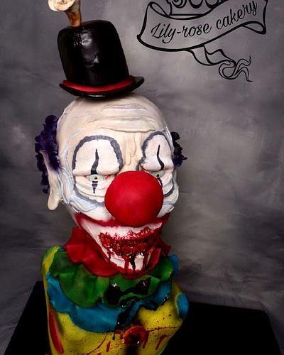 Scary killer clown  - Cake by Lily-rose cakery