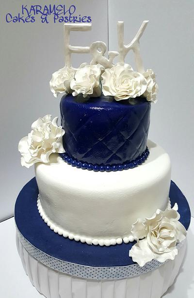Navy blue and white wedding cake - Cake by Karamelo Cakes & Pastries